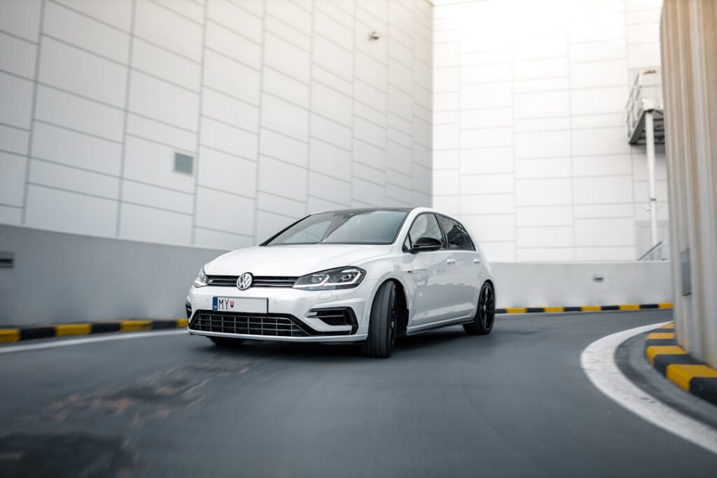 Volkswagen dummy bilfoto – foto: Martin Katler / Unsplash